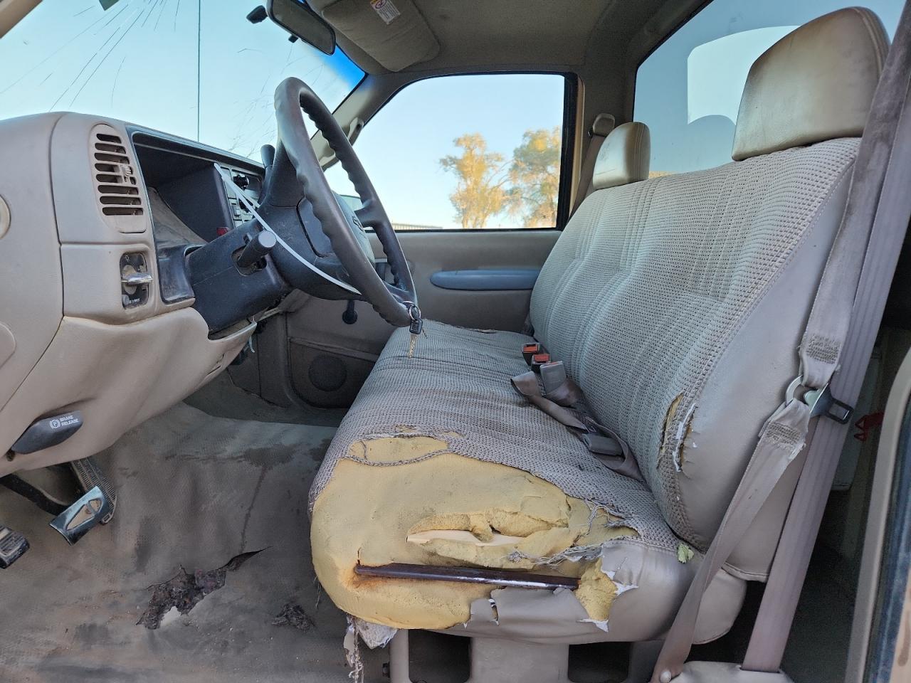 1998 Chevrolet Gmt-400 C2500 - Image 7