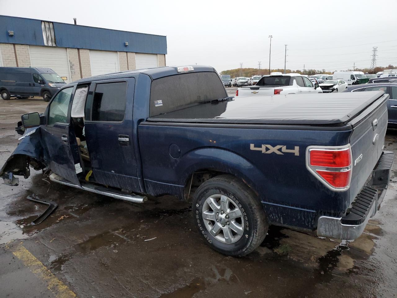 2014 Ford F150 Supercrew - Фото 2
