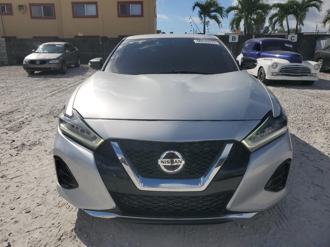 2019 Nissan Maxima S - Фото 5