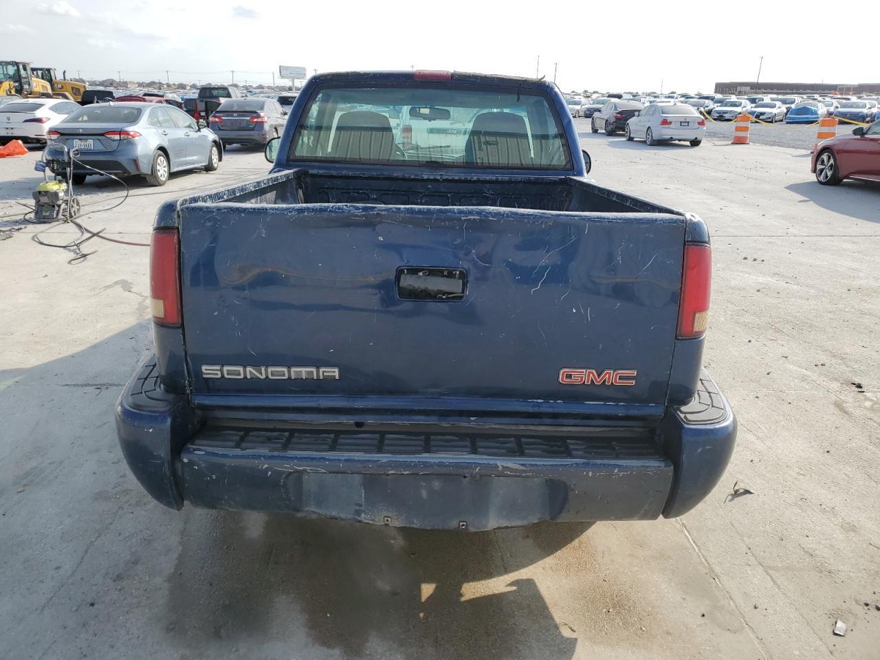 1999 GMC Sonoma - Image 6