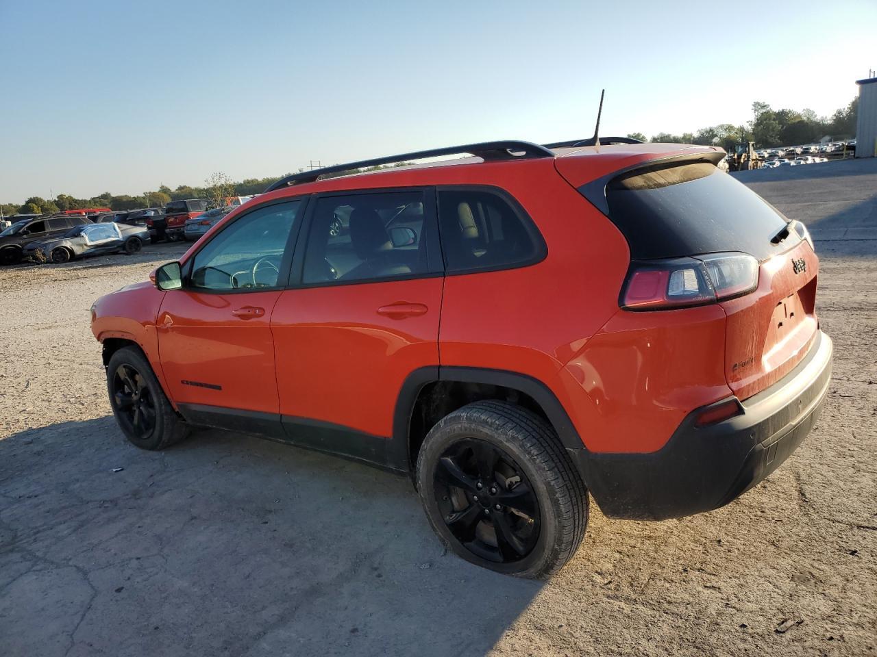 2021 Jeep Cherokee Latitude Plus - Фото 2