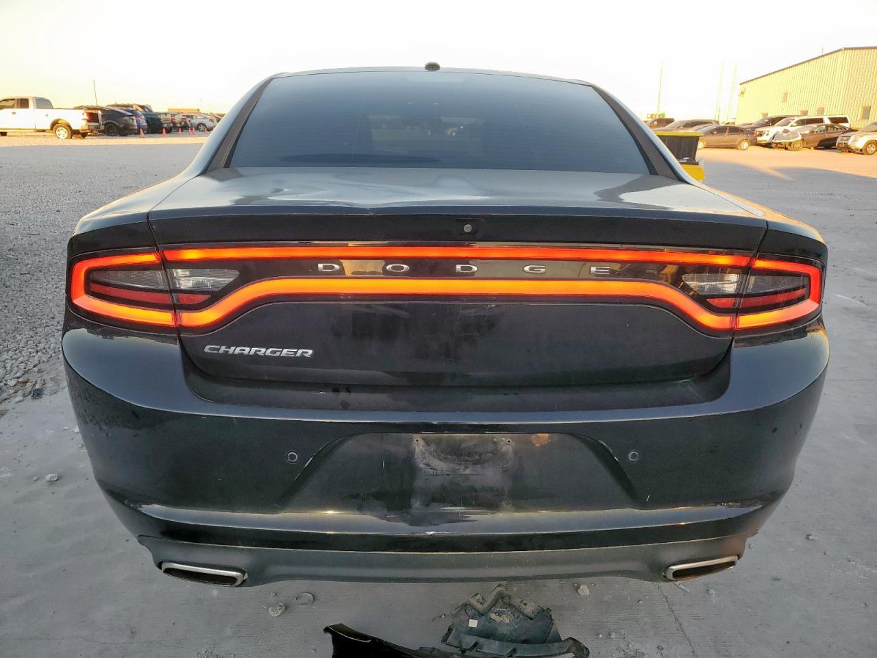 2021 Dodge Charger Sxt - Фото 6