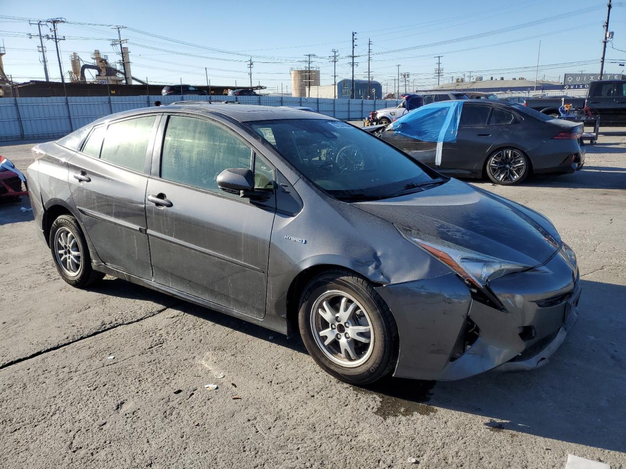 2017 Toyota Prius - Image 4