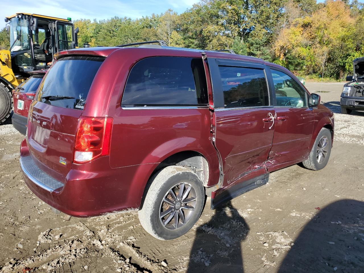 2017 Dodge Grand Caravan Sxt - Image 3