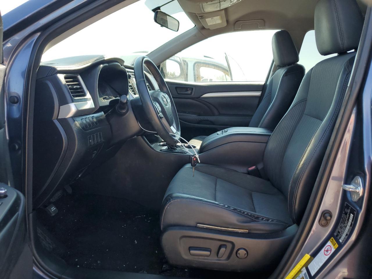 2016 Toyota Highlander Le - Фото 7