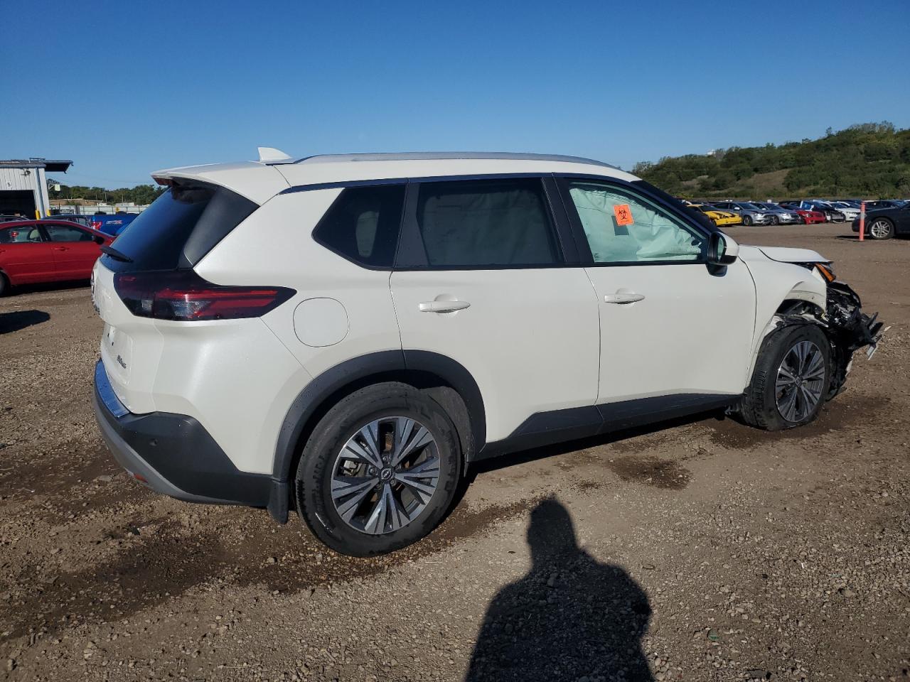 2023 Nissan Rogue Sv - Фото 3