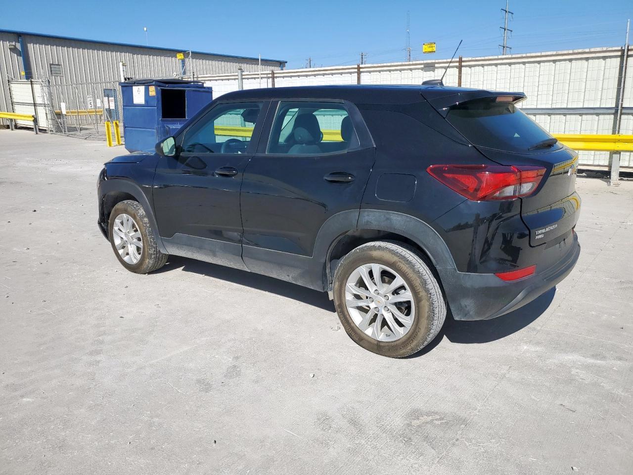 2023 Chevrolet Trailblazer Ls - Image 2