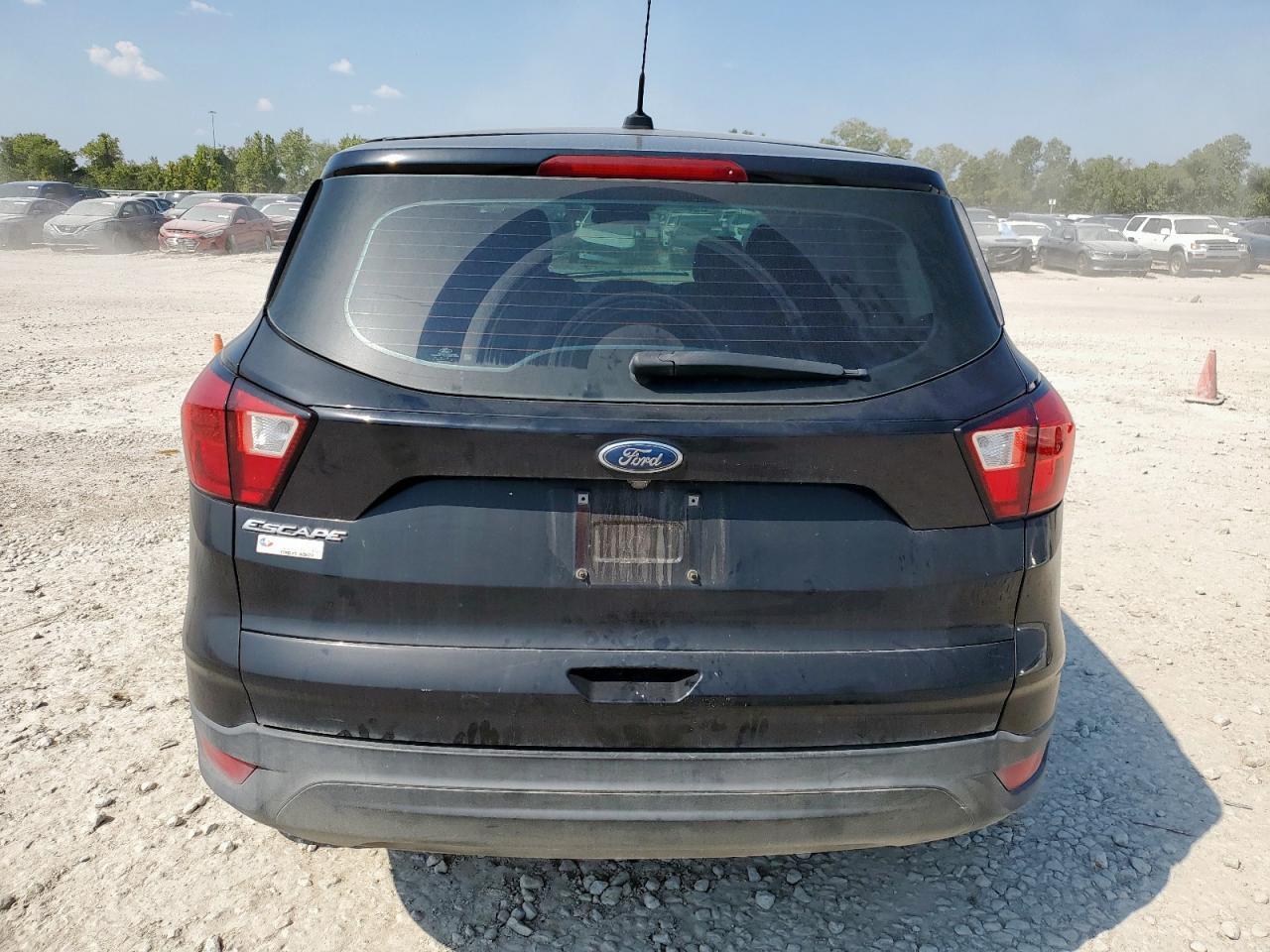 2019 Ford Escape S - Фото 6