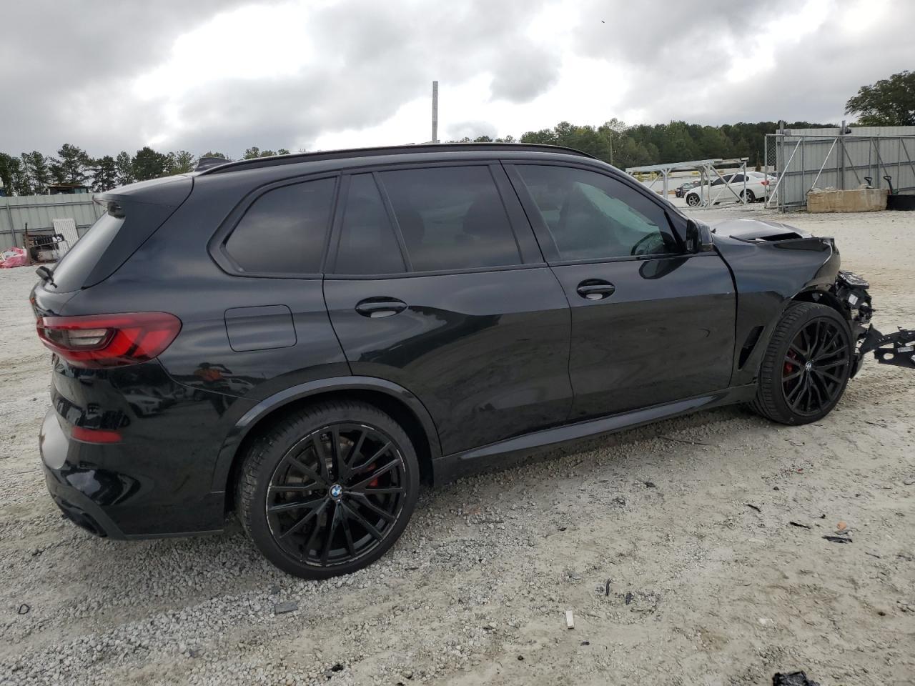 2021 BMW X5 Sdrive 40I - Фото 3