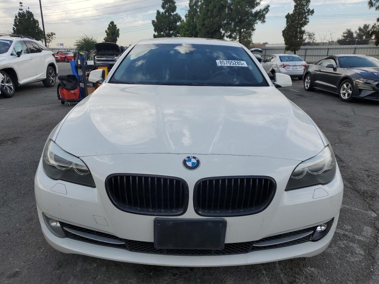 2013 BMW 528 I - Фото 5