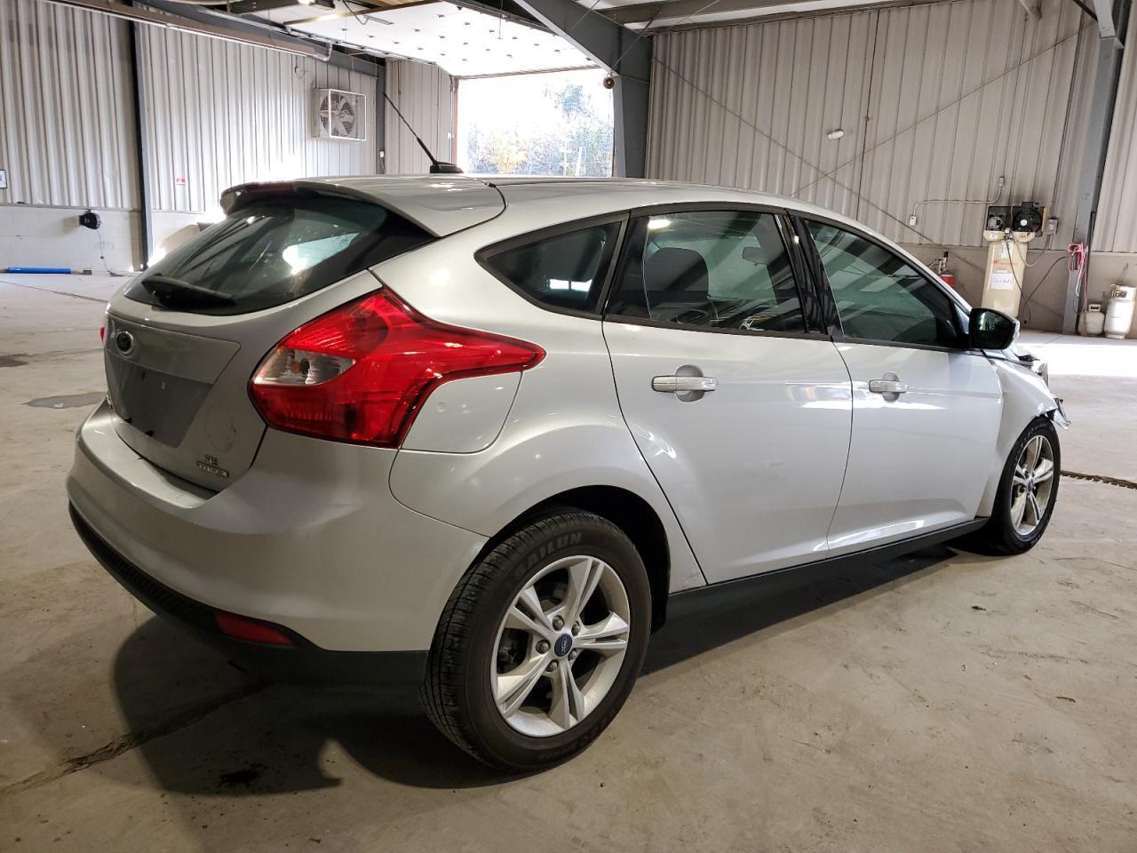 2012 Ford Focus Se - Фото 3