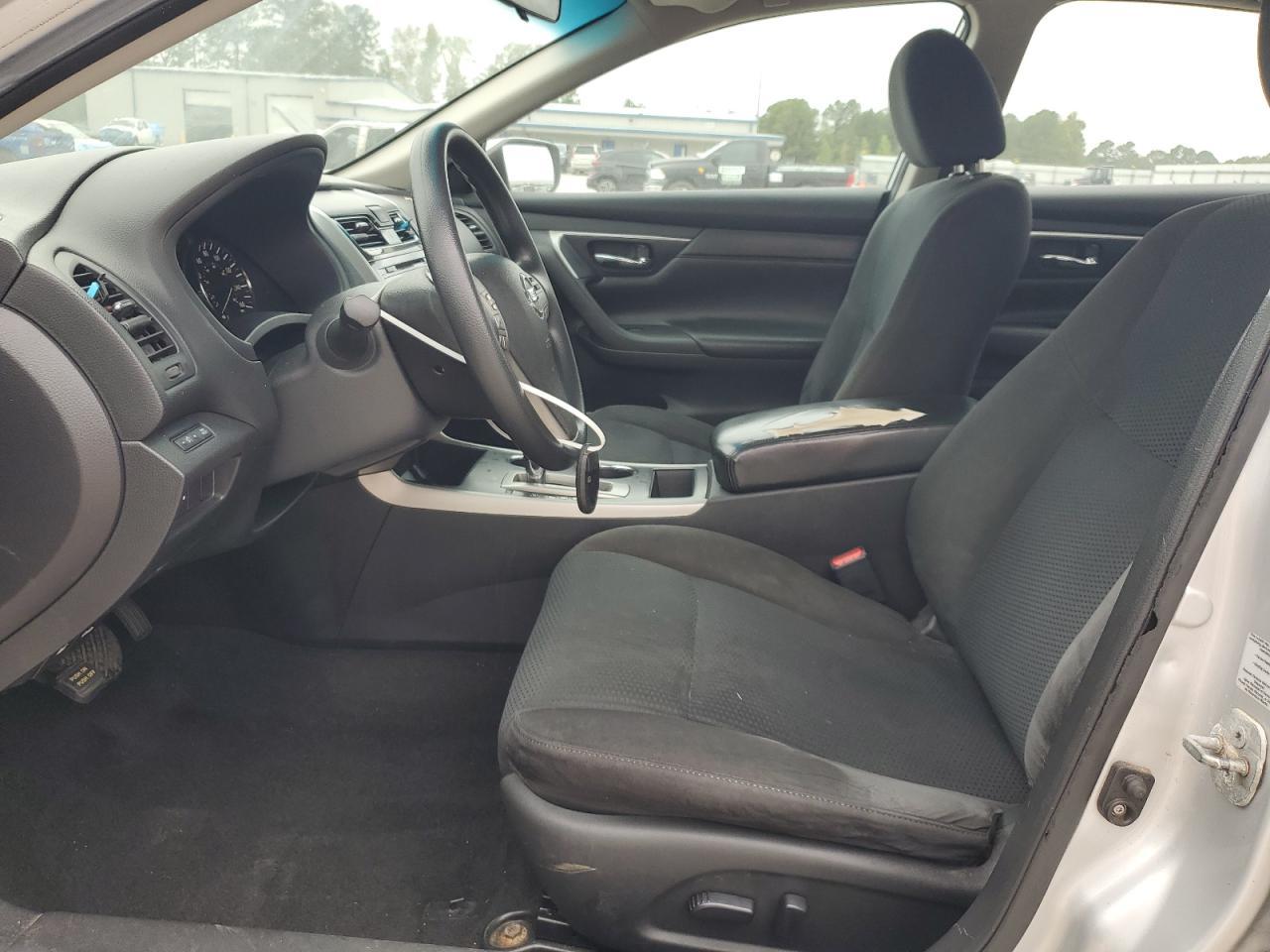 2015 Nissan Altima 2.5 - Фото 7