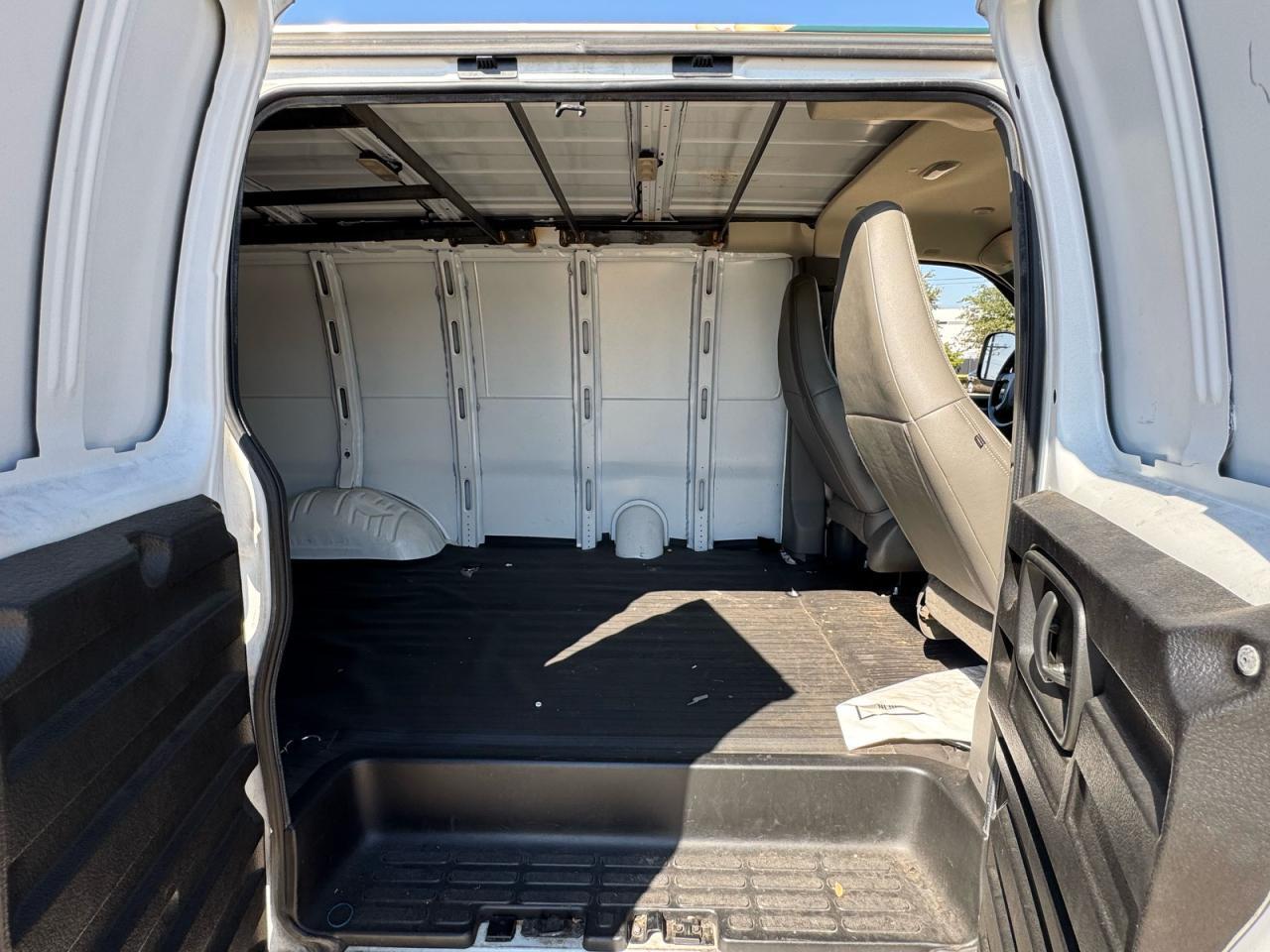2019 Chevrolet Express G2500 - Фото 6