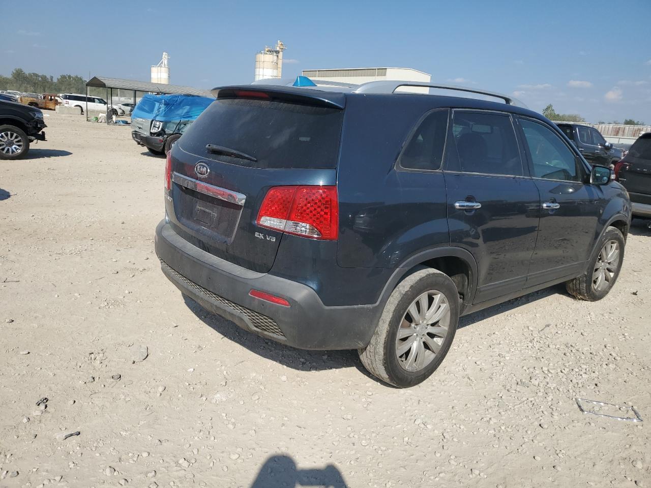 2011 Kia Sorento Ex - Фото 3