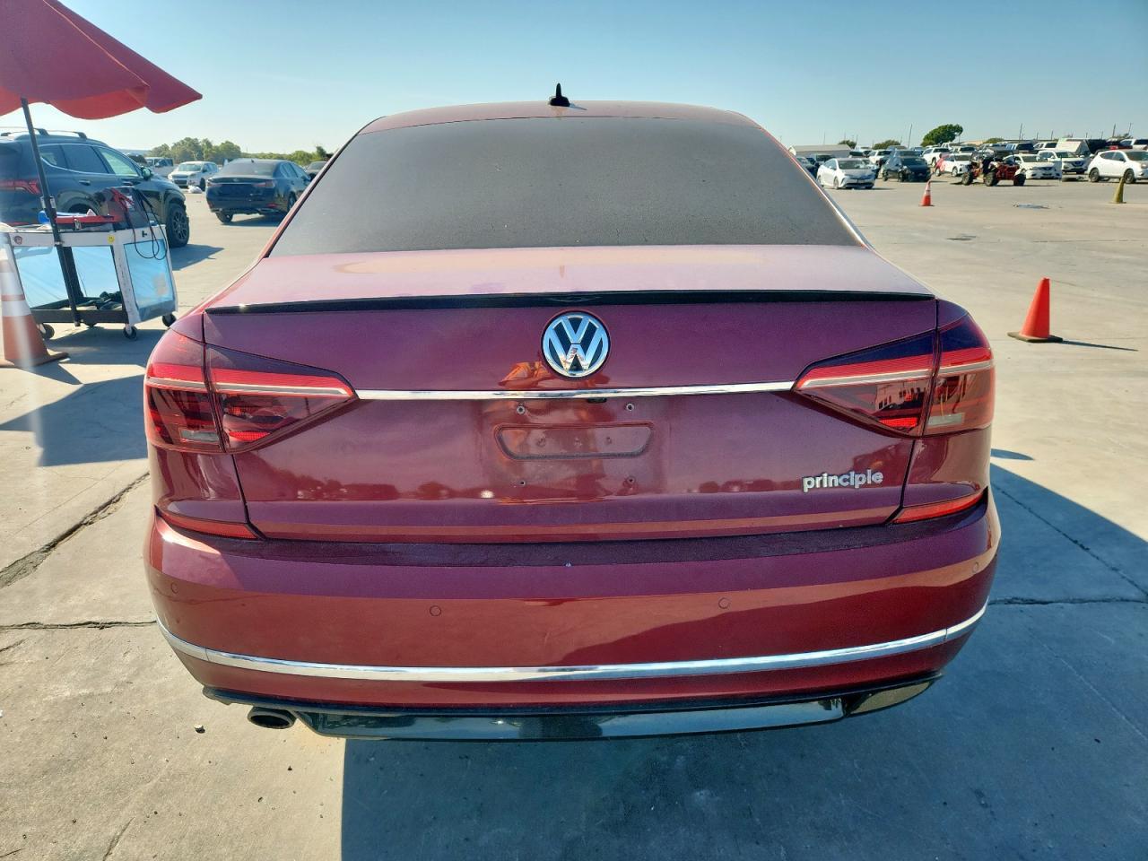 2019 Volkswagen Passat Se R-Line - Image 6