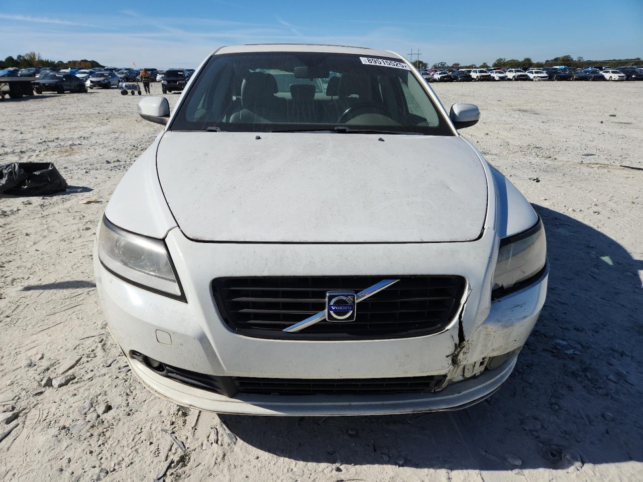 2010 Volvo S40 2.4I - Фото 5