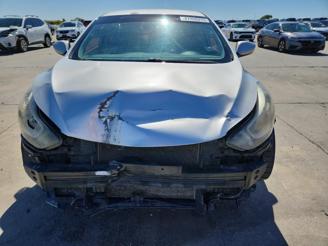 2016 Hyundai Elantra - Фото 5