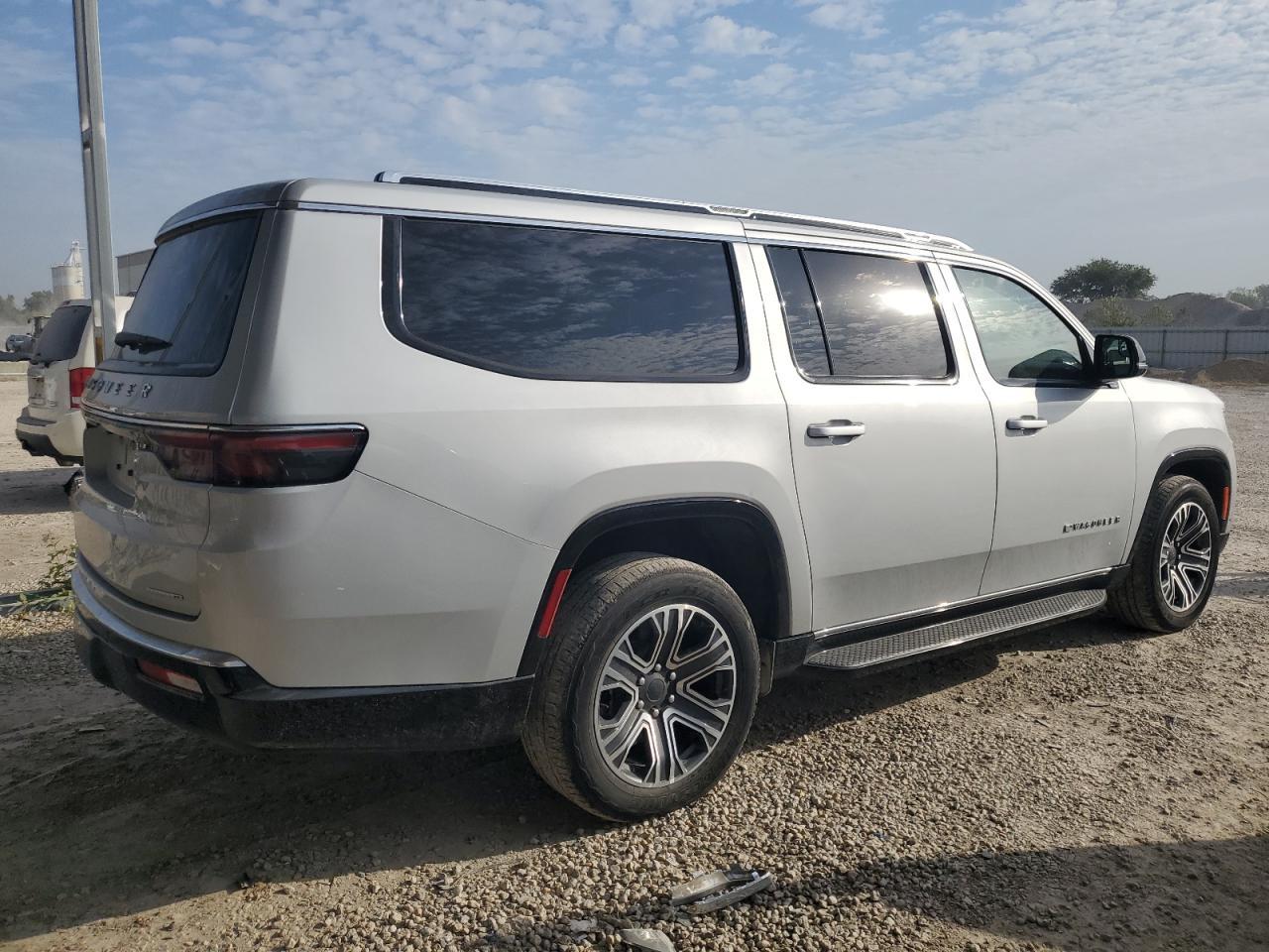 2024 Jeep Wagoneer L Series Ii - Фото 3