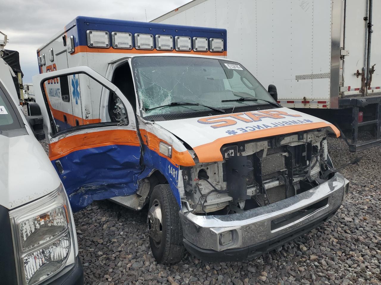 2017 Ford E-350 Ambulance - Фото 4