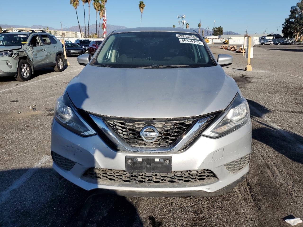 2017 Nissan Sentra S - Image 5