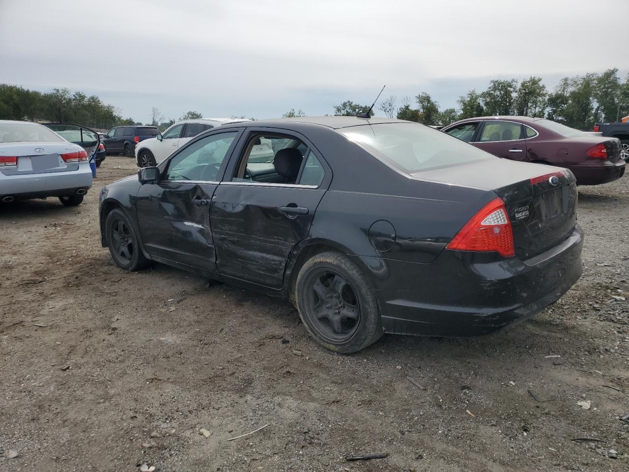 2011 Ford Fusion Se - Фото 2
