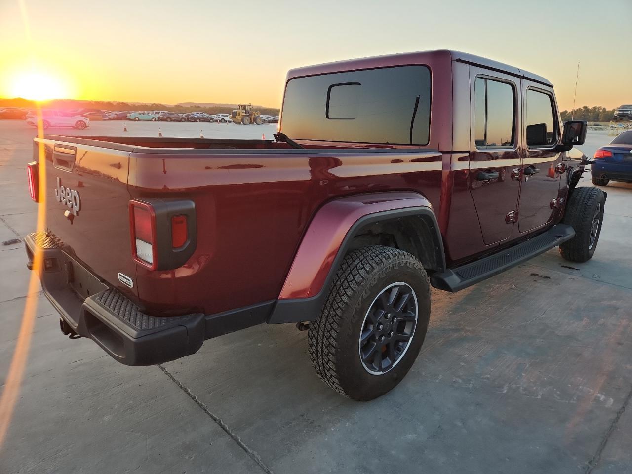2021 Jeep Gladiator Overland - Image 3