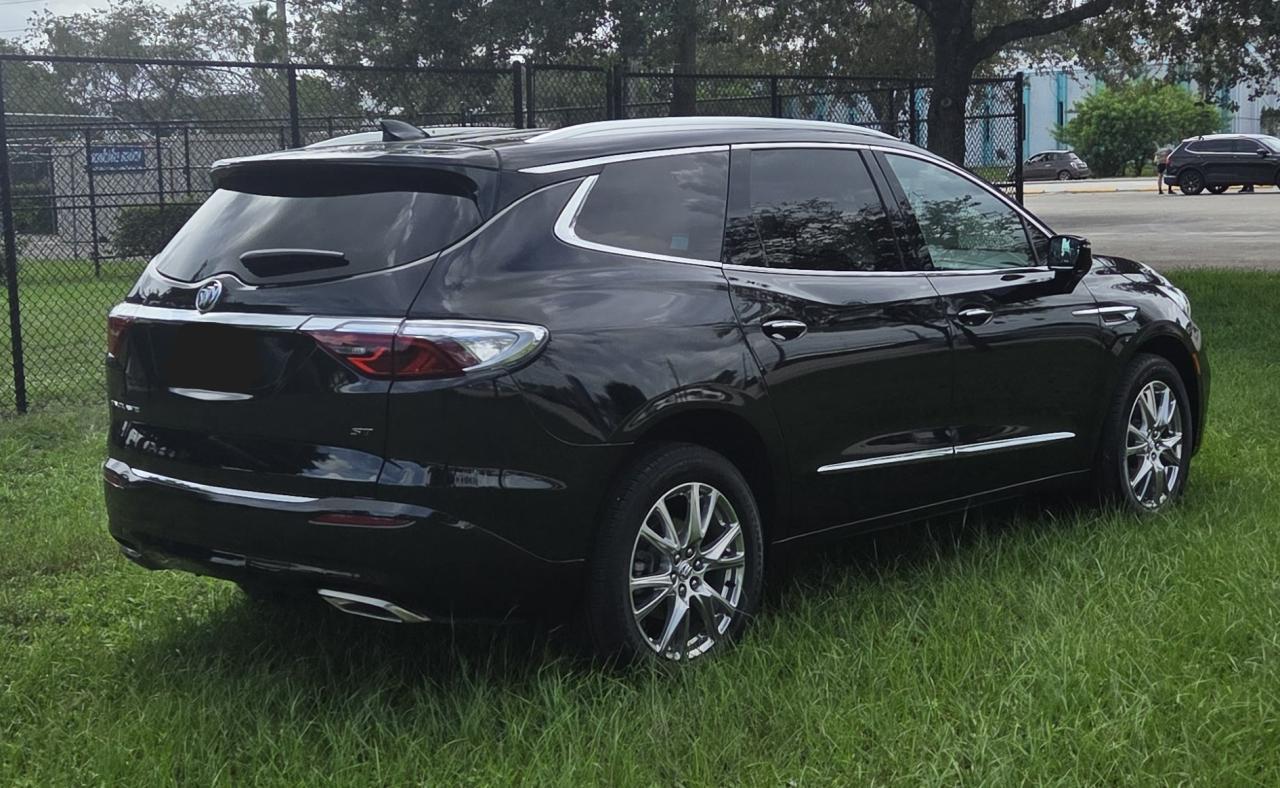 2023 Buick Enclave Essence - Фото 3