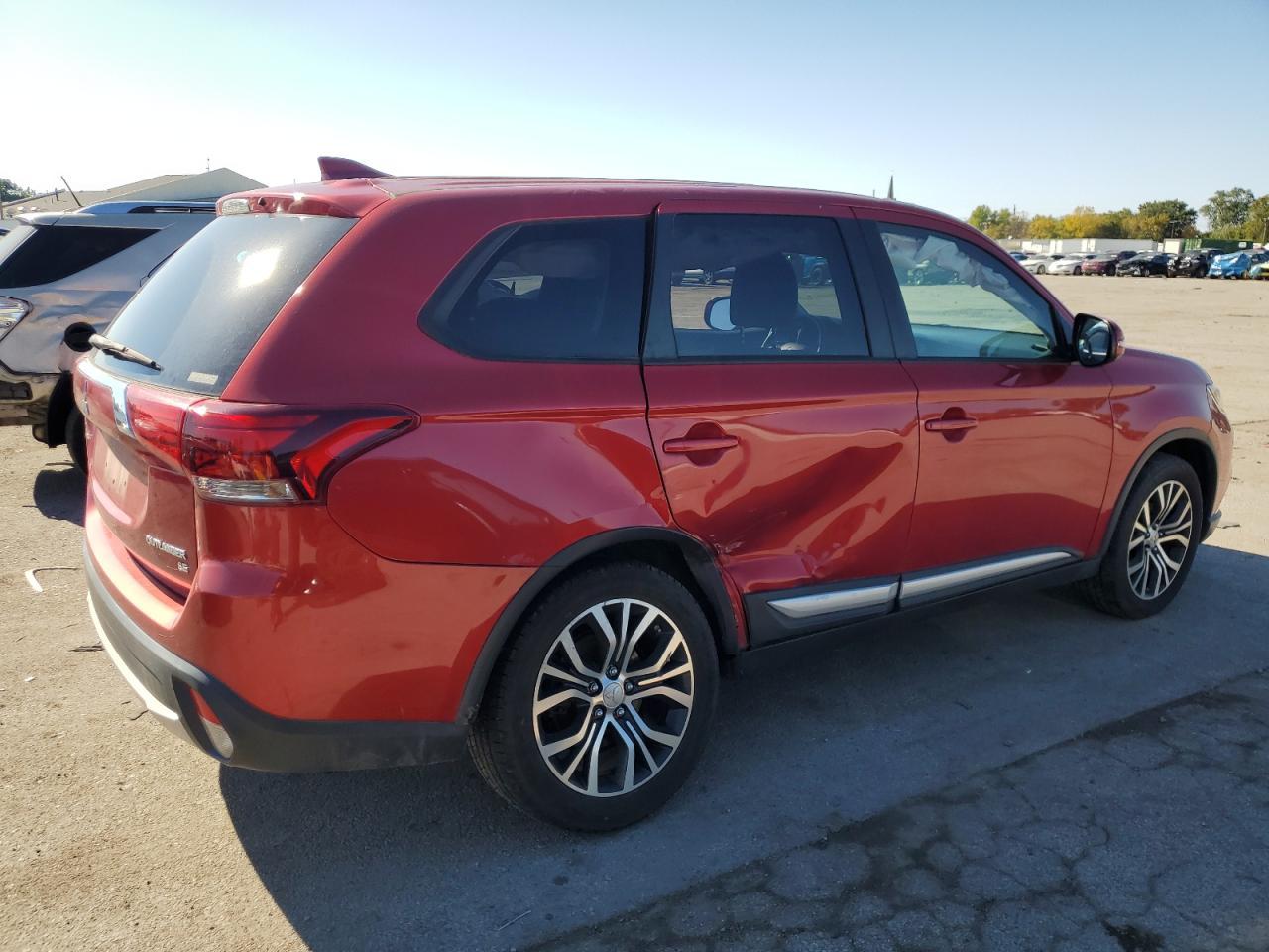 2017 Mitsubishi Outlander Se - Image 3