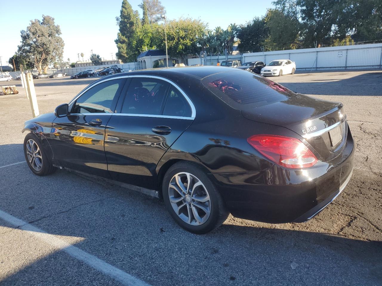 2017 Mercedes-Benz C 300 - Фото 2