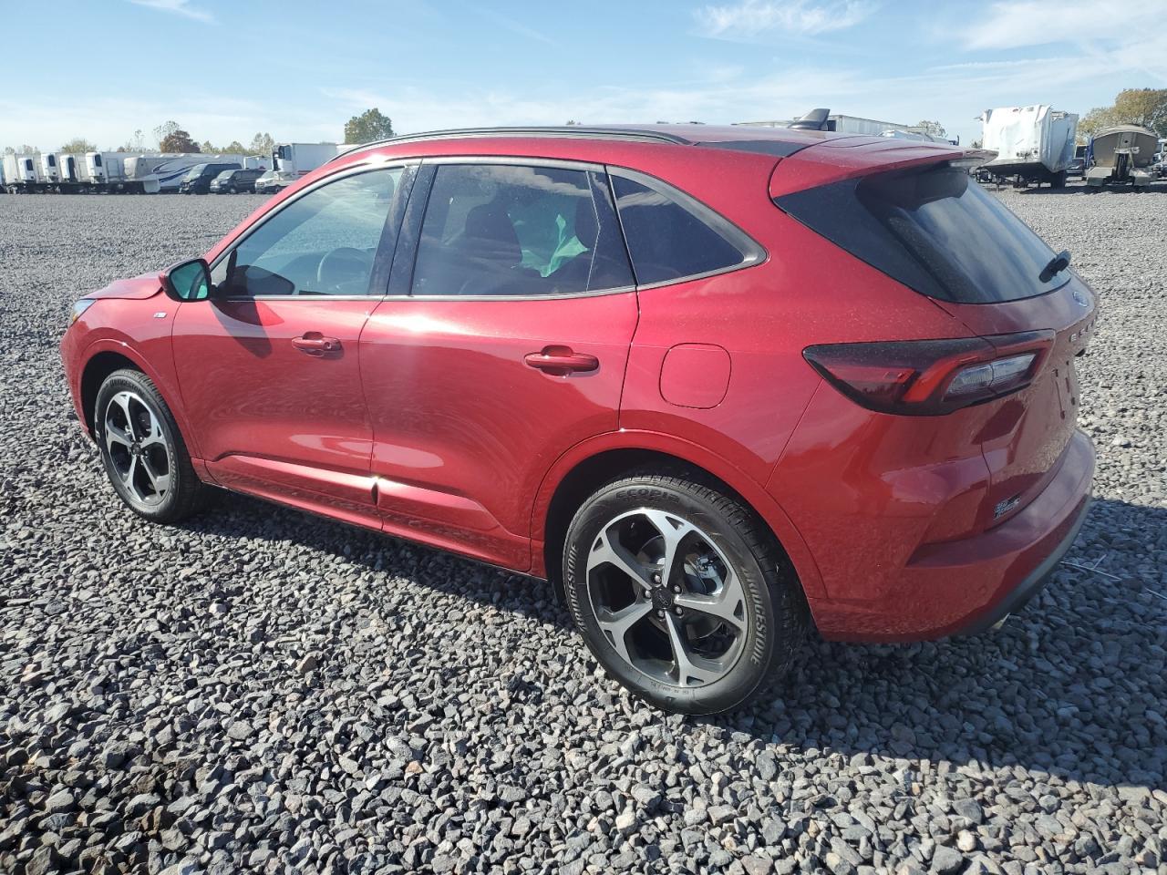 2025 Ford Escape St Line Elite - Image 2