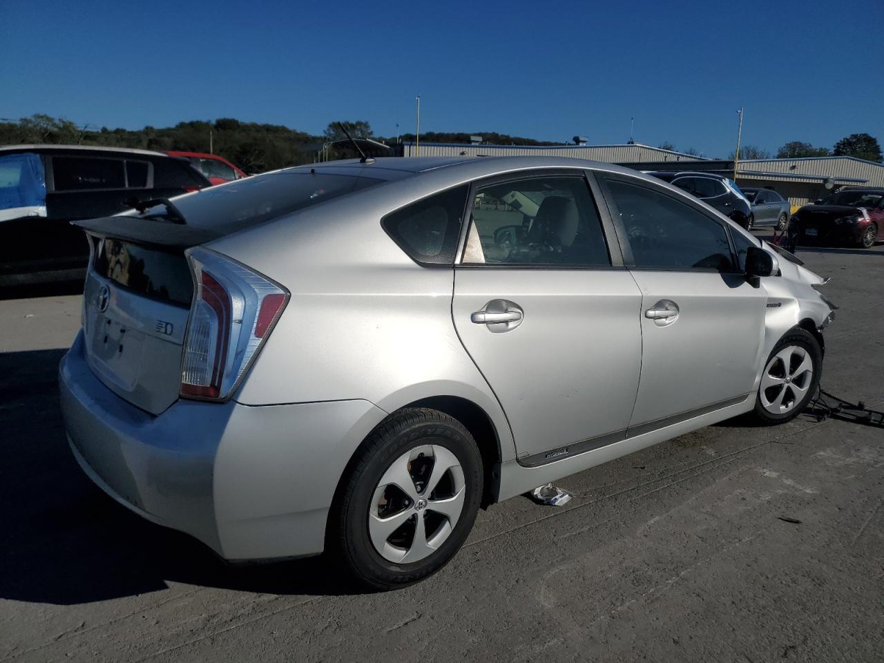 2012 Toyota Prius - Фото 3