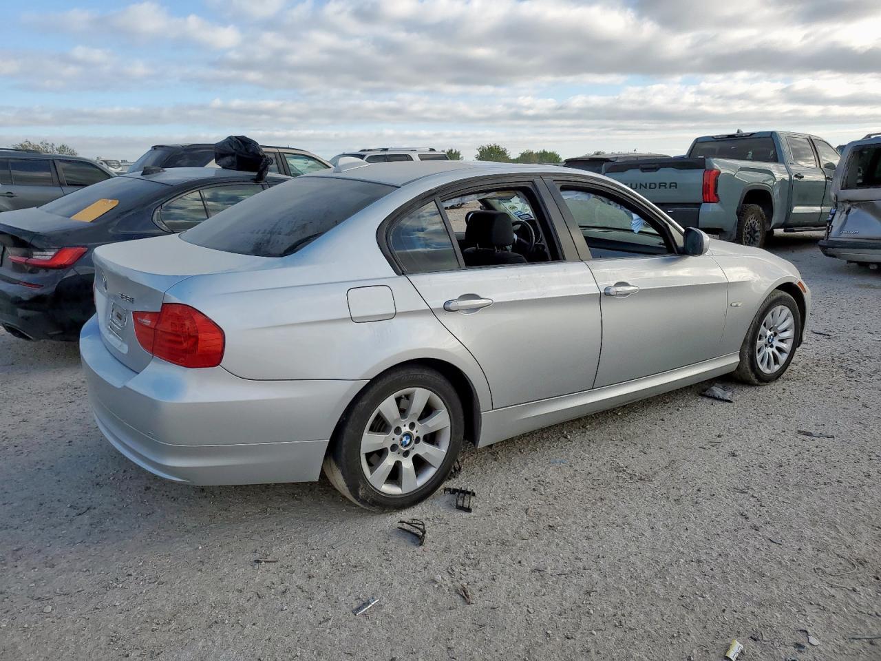 2009 BMW 328 I - Фото 3