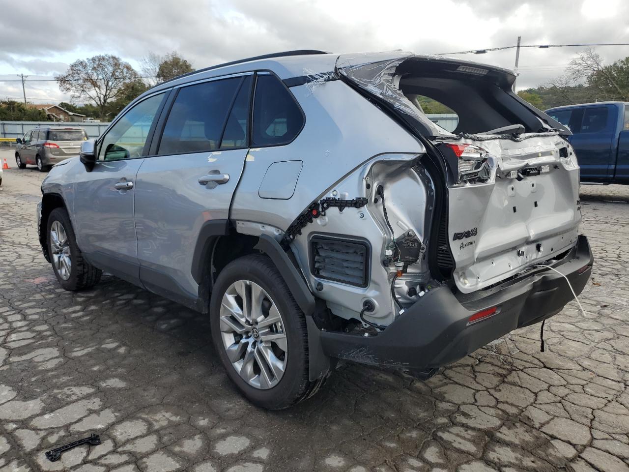 2025 Toyota Rav4 Xle Premium - Фото 2