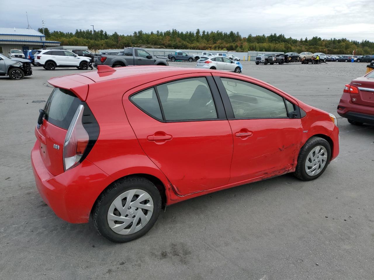 2016 Toyota Prius C - Фото 3