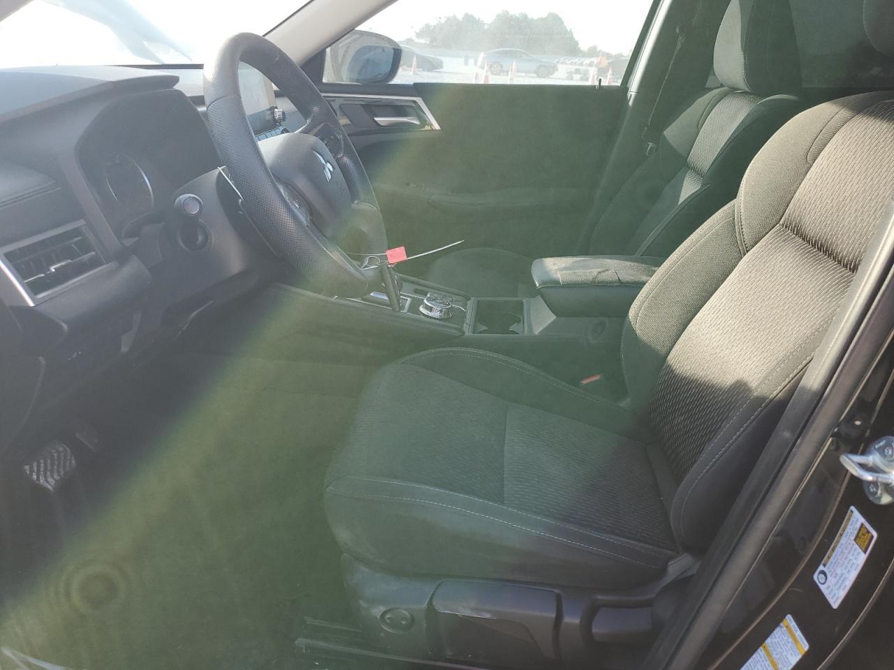 2022 Mitsubishi Outlander Es - Image 7