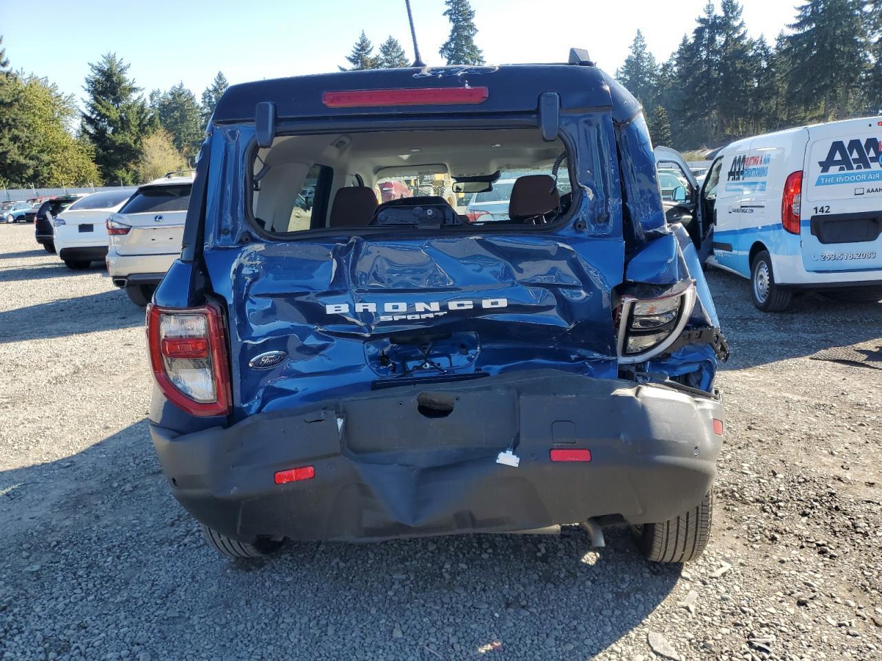 2024 Ford Bronco Sport Outer Banks - Image 6