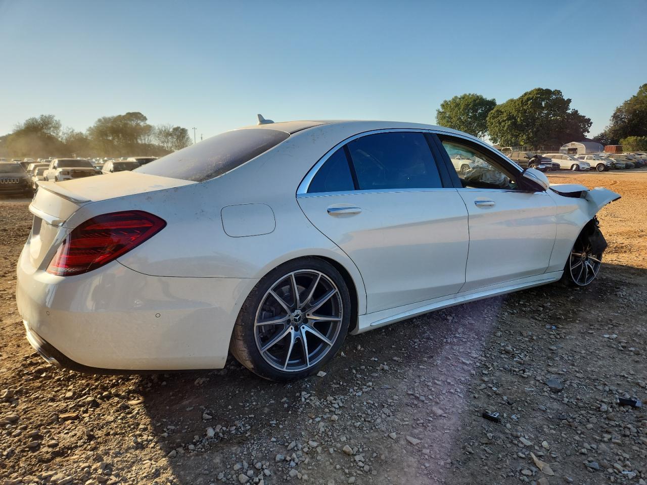2019 Mercedes-Benz S 560 - Image 3