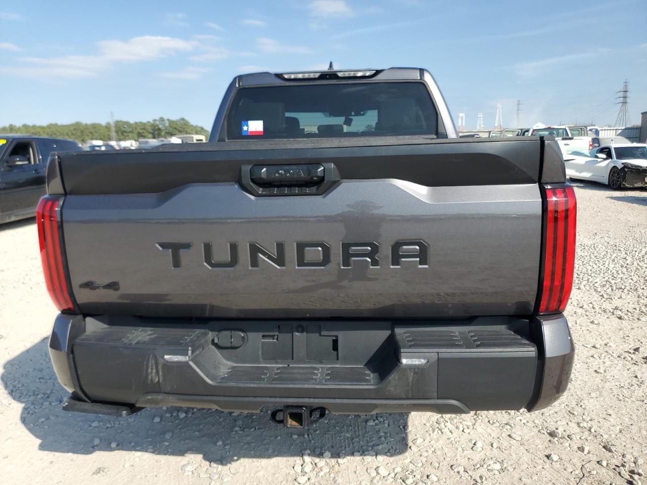 2024 Toyota Tundra Crewmax Sr - Фото 6
