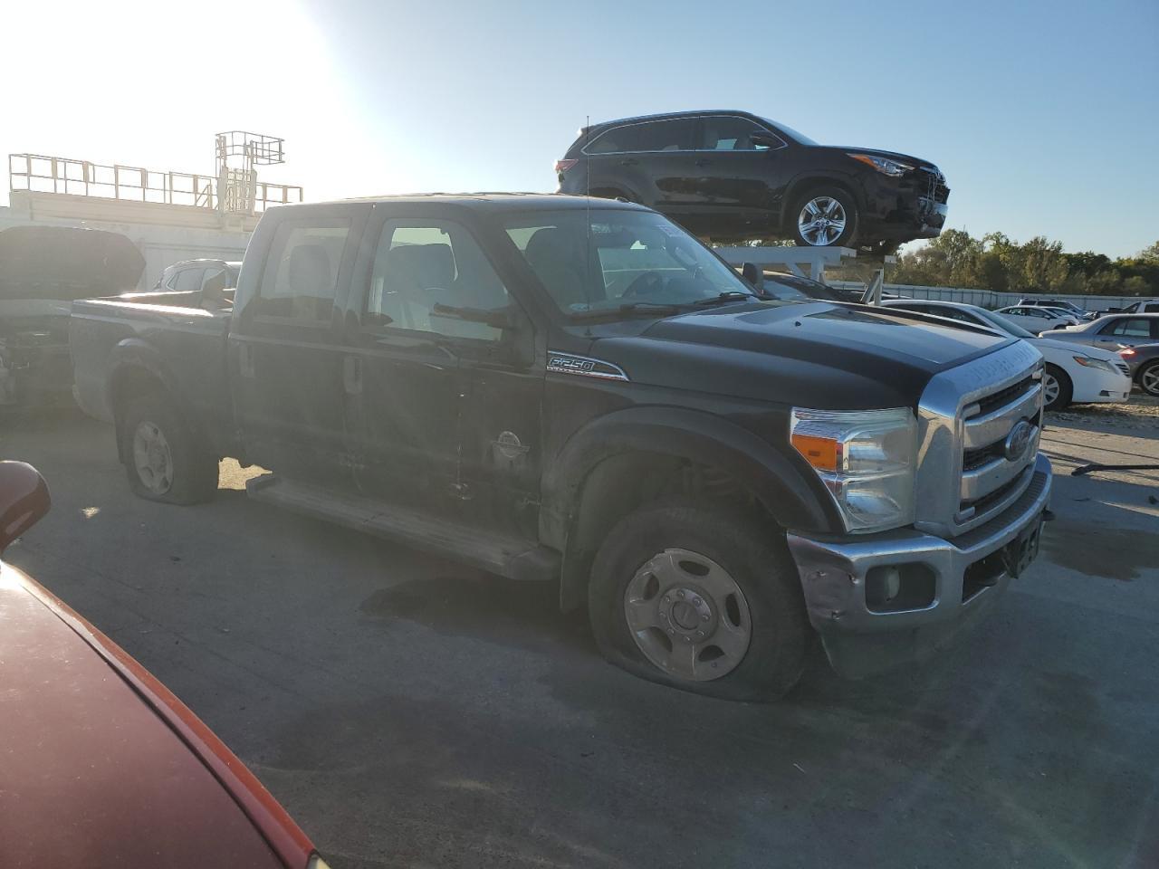 2015 Ford F250 Super Duty - Фото 4