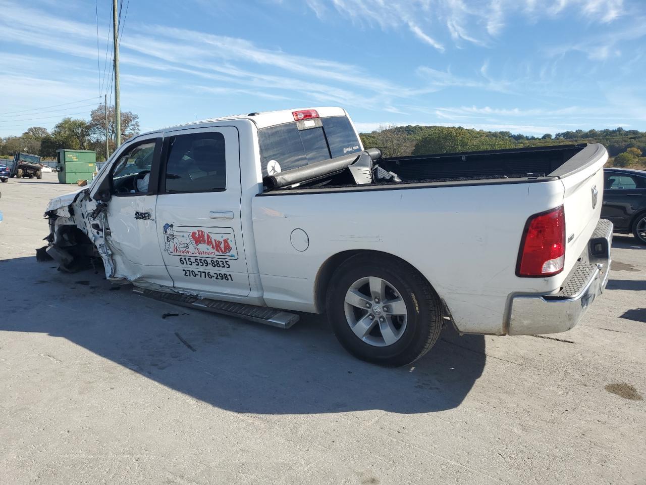 2019 Ram 1500 Classic Slt - Image 2