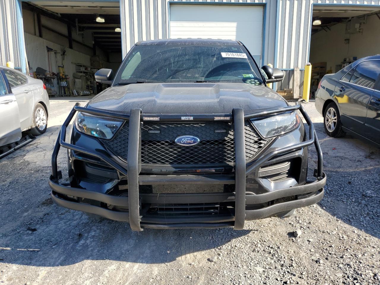 2022 Ford Explorer Police Interceptor - Image 5