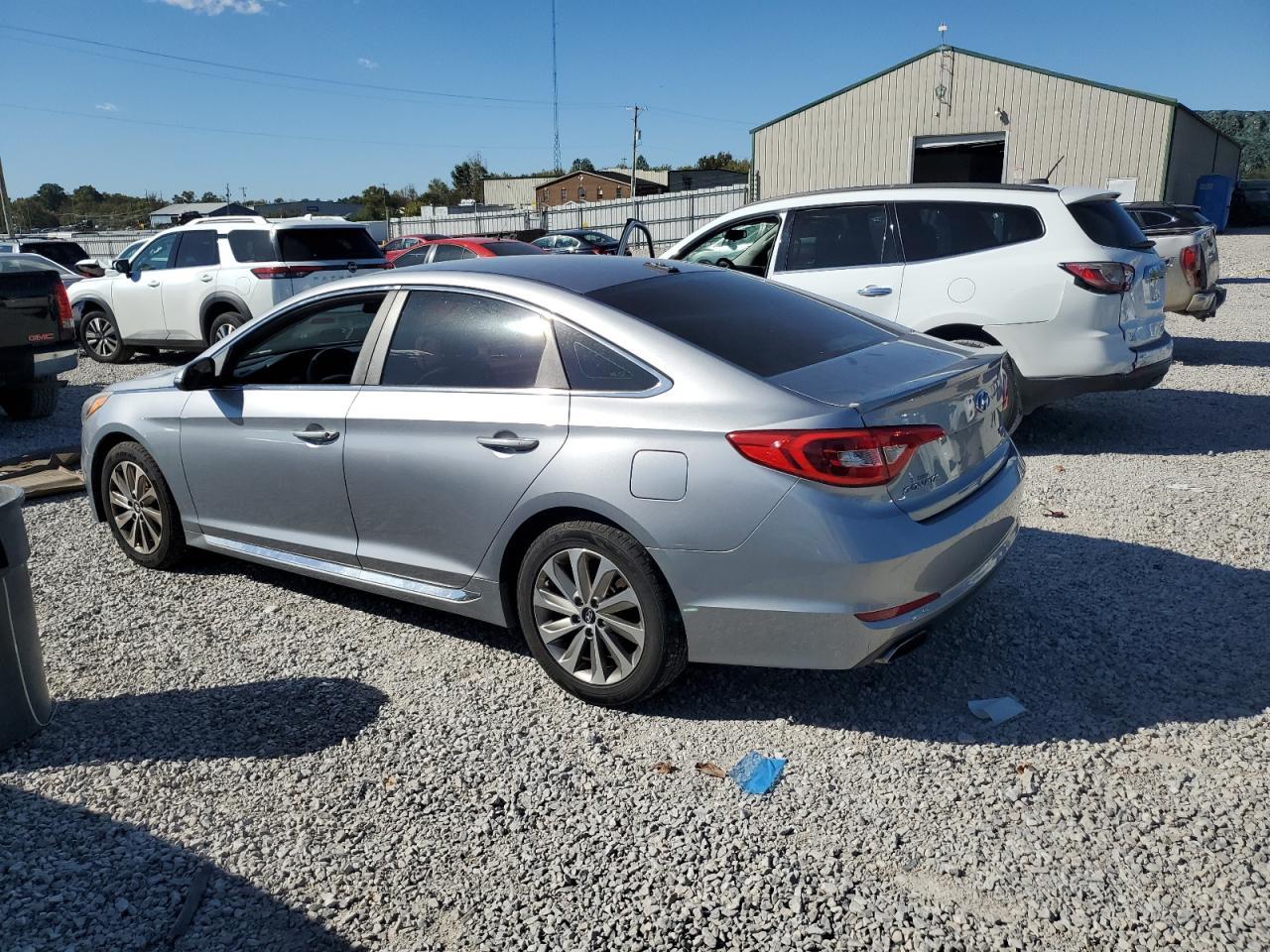 2016 Hyundai Sonata Sport - Фото 2