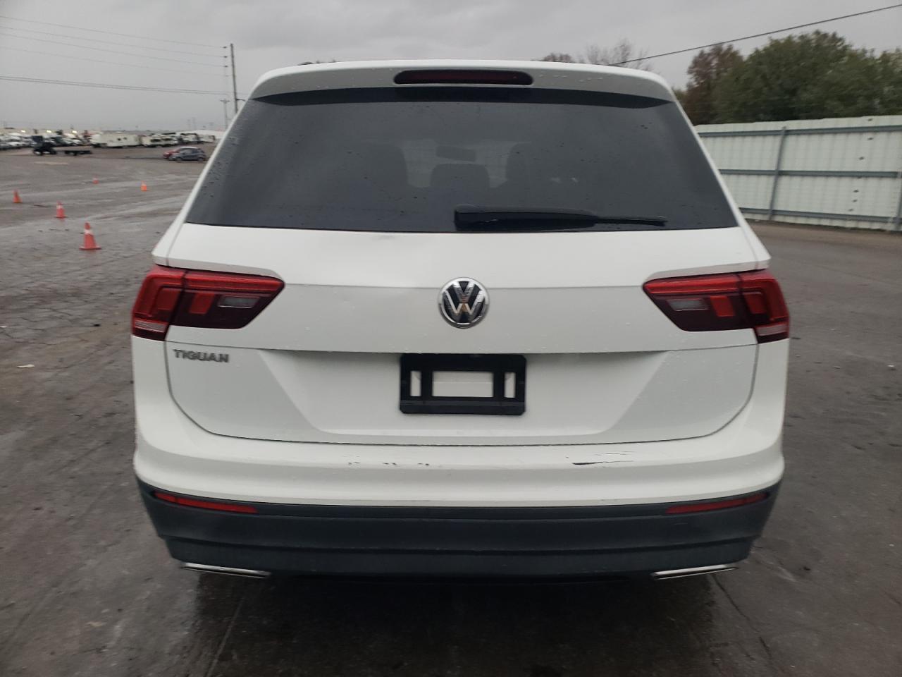2019 Volkswagen Tiguan S - Фото 6
