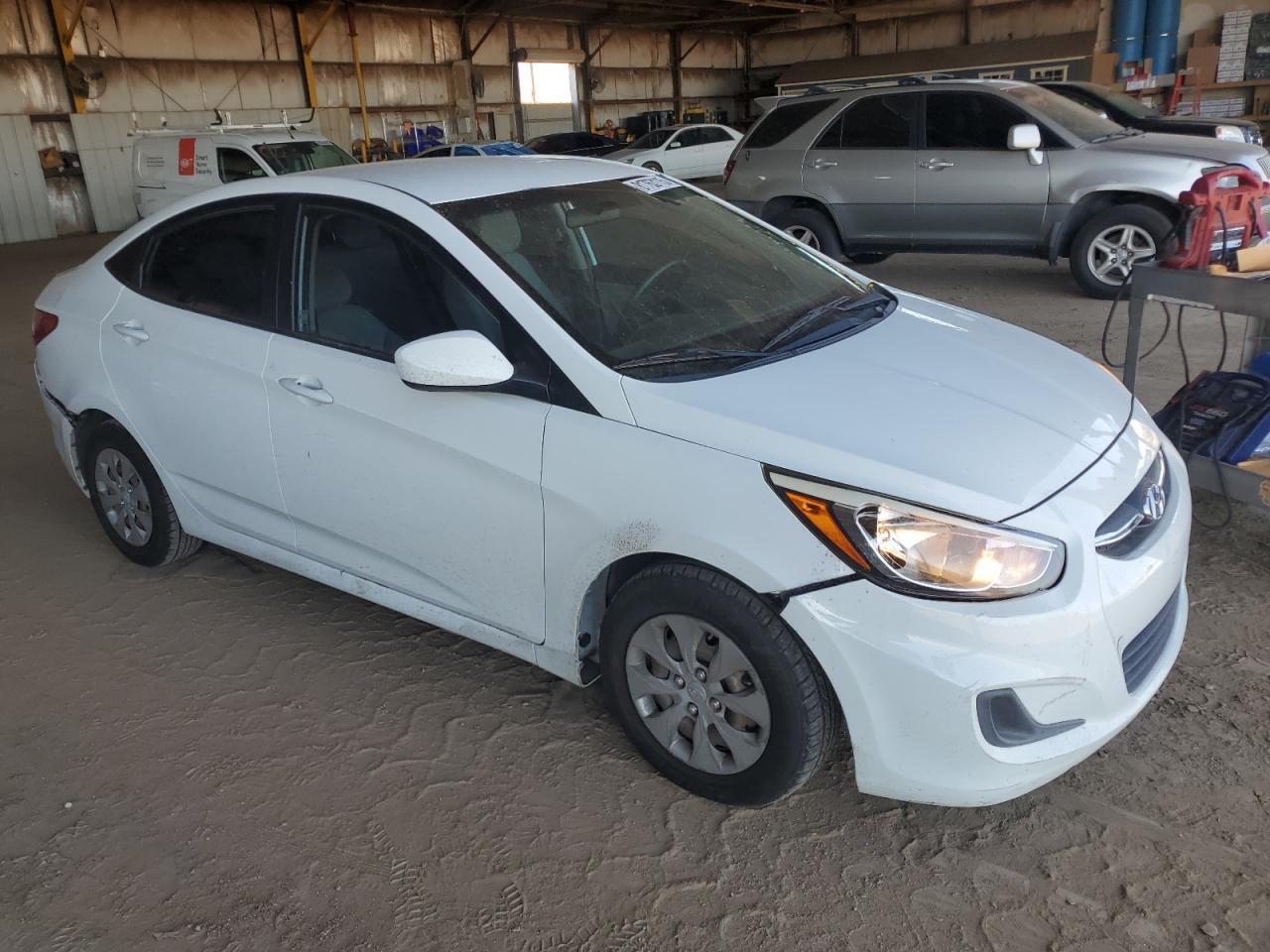 2016 Hyundai Accent Se - Фото 4