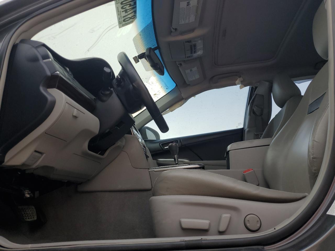 2014 Toyota Camry L - Фото 7