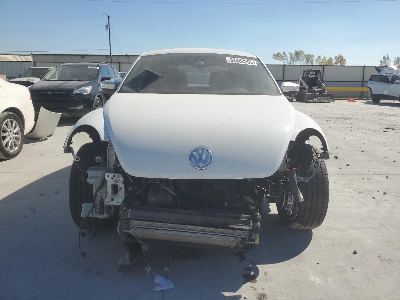 2016 Volkswagen Beetle Dune - Фото 5