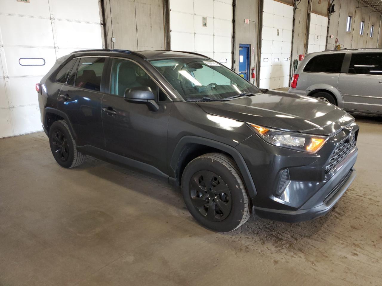 2019 Toyota Rav4 Le - Фото 4