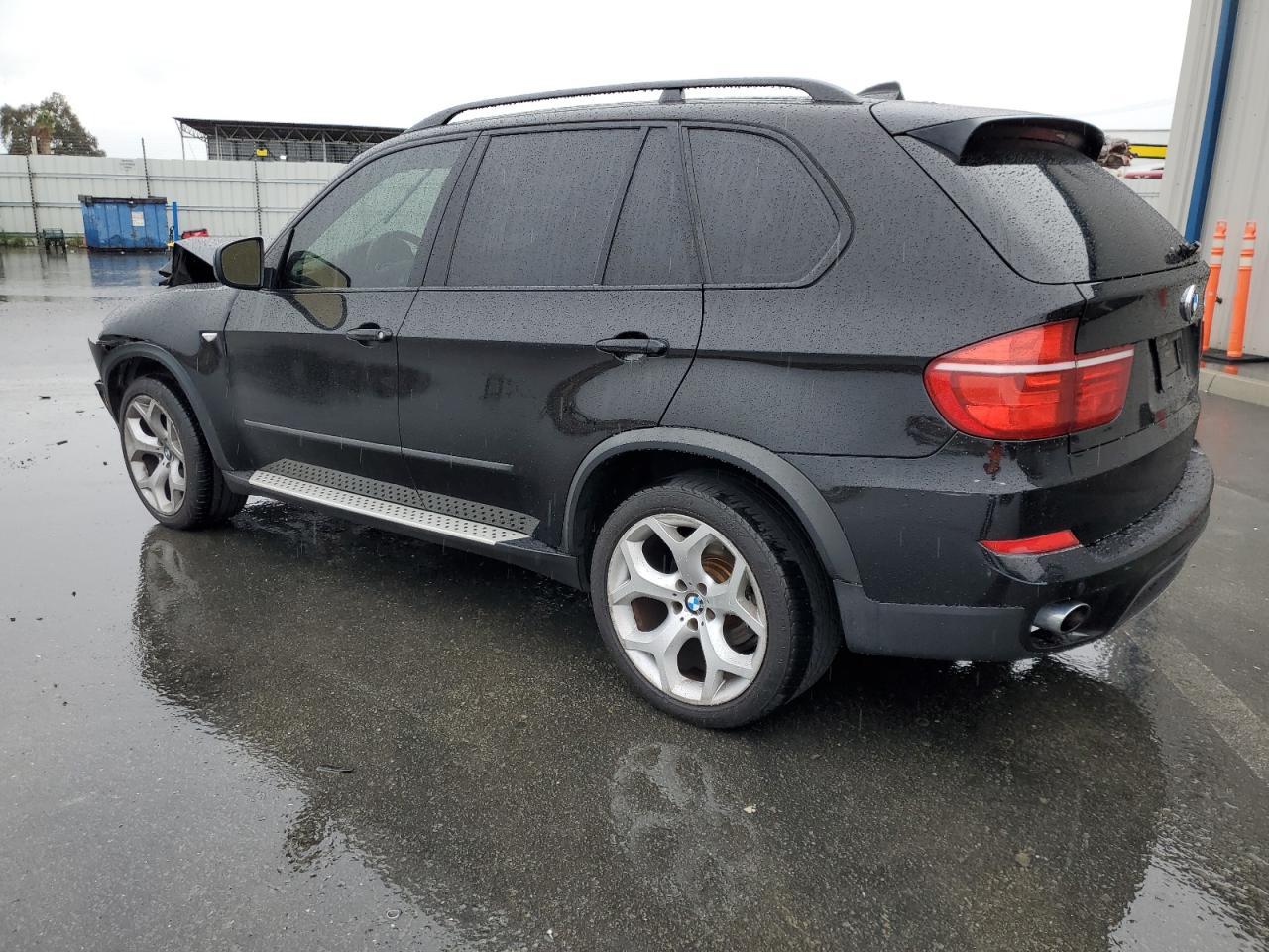 2013 BMW X5 xDrive35I - Image 2