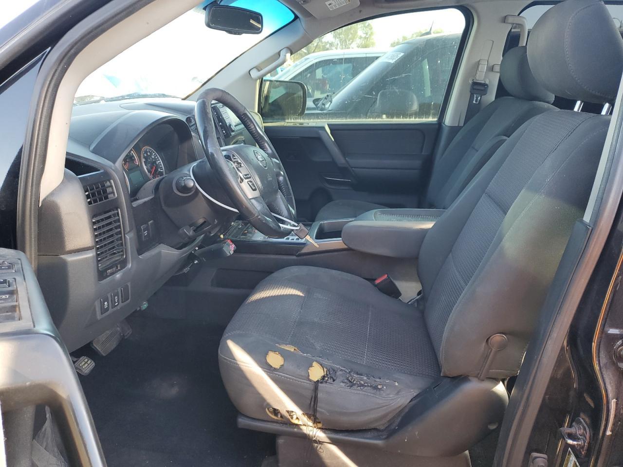 2014 Nissan Titan S - Image 7