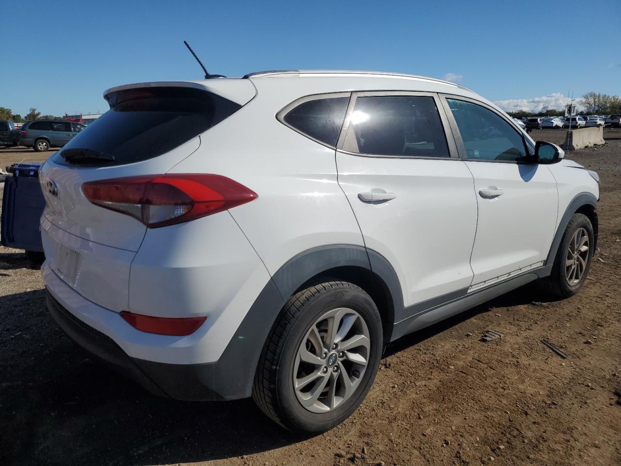 2016 Hyundai Tucson Limited - Image 3
